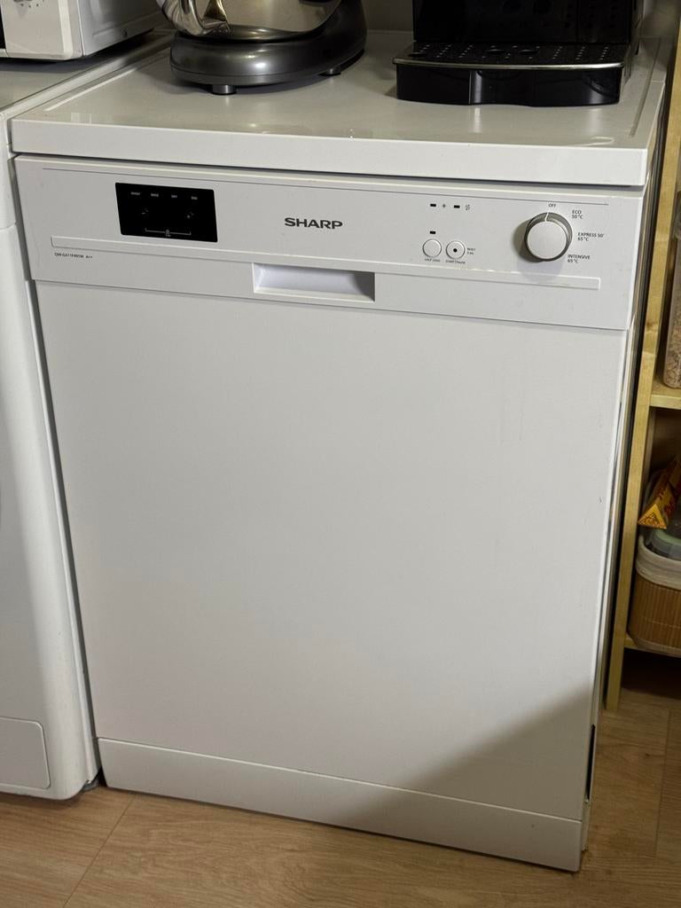 Sharp QW-GX11F491W A++ Vrijstaande Vaatwasser, Witgoed en Apparatuur, Vaatwasmachines, Ophalen, 60 cm of meer, Zo goed als nieuw