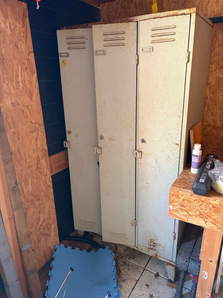 Stalen Lockerkast, Ophalen, Gebruikt