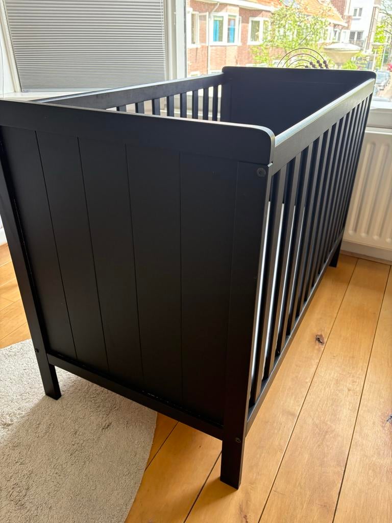 Europe Baby Ledikant Ralph Zwart 60x120 cm, Ophalen, Zo goed als nieuw, Ledikant