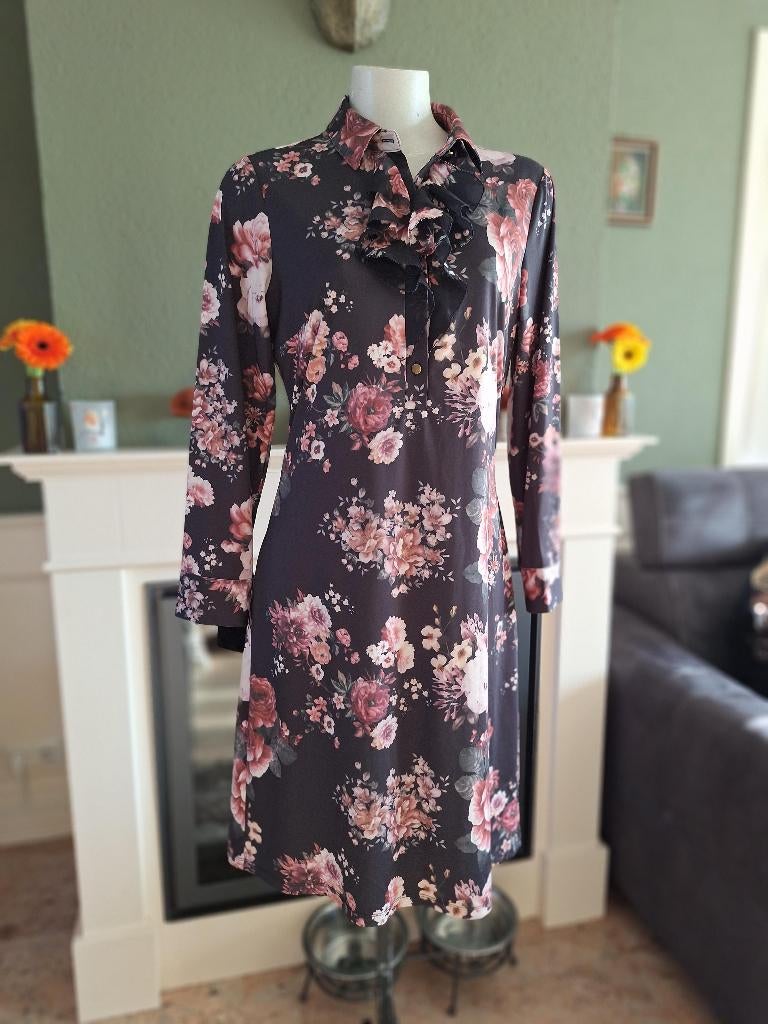 K-Design k design zwart roze bloemen jurk S 36, K-design, Verzenden, Zwart, Zo goed als nieuw