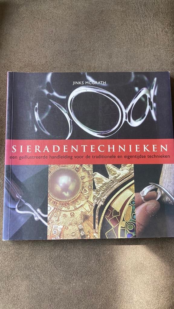 J. McGrath - Sieradentechnieken, Ophalen of Verzenden, Zo goed als nieuw, J. McGrath
