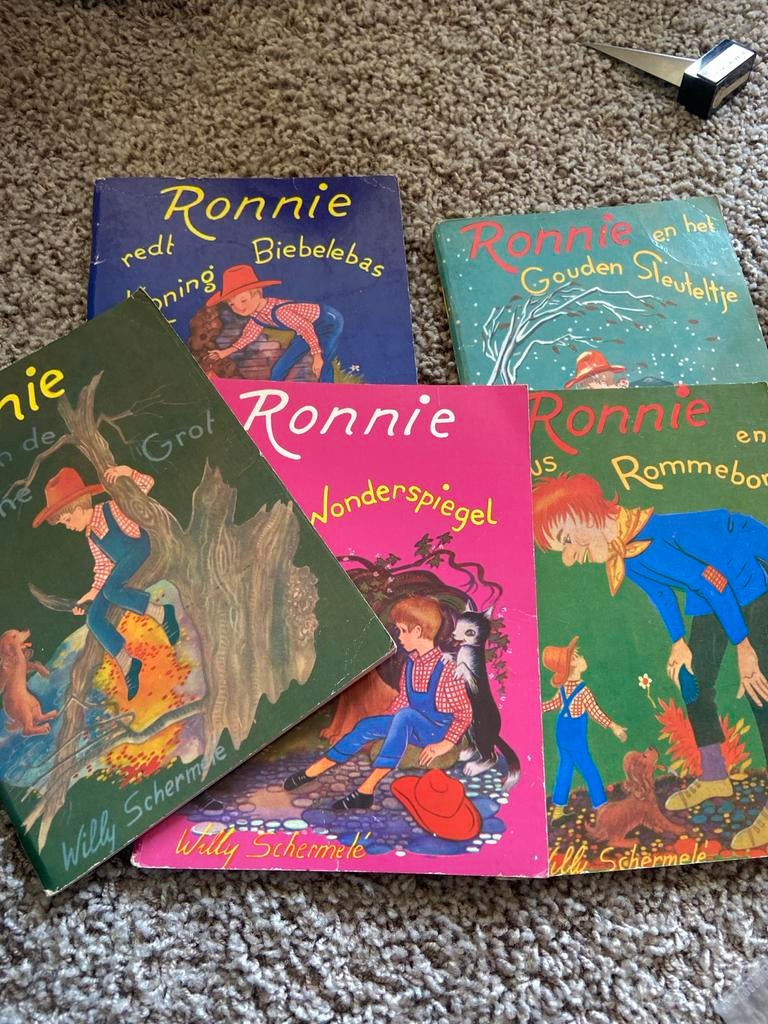6xRonnie Boekjes - Willy Schermelé - Vintage Kinderboeken, Ophalen of Verzenden, Gelezen, Fictie algemeen