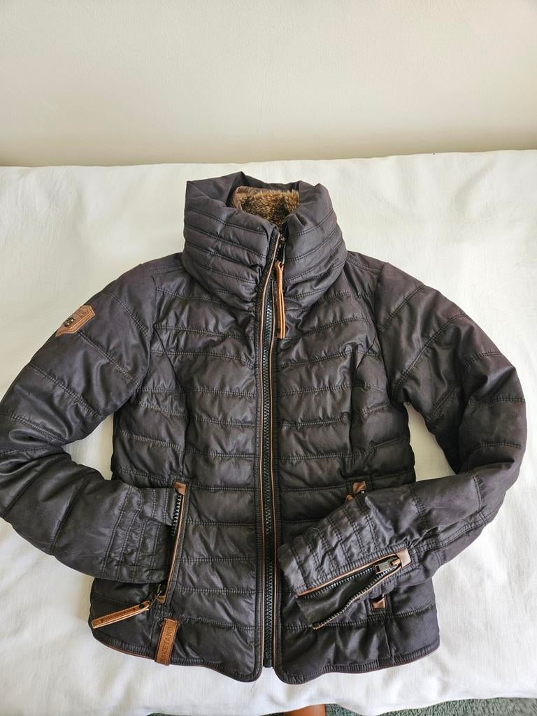 Damesjas Naketano maat S, Ophalen of Verzenden