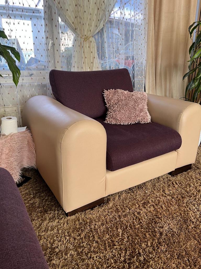 Comfortabele banken set - 3-zits, 2-zits en fauteuil, Gebruikt, Ophalen of Verzenden, Rechte bank, 200 tot 250 cm