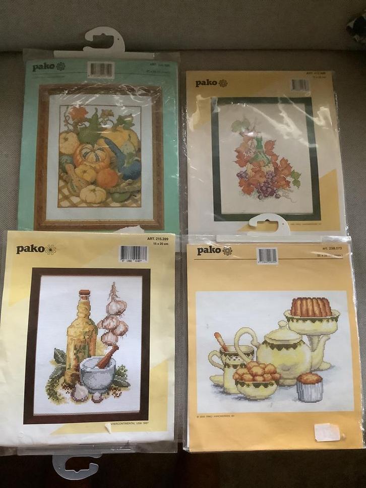 Vintage Borduurpaketten van PAKO ( 3xnieuw & 1x gebruikt), Hobby en Vrije tijd, Borduren en Borduurmachines, Nieuw, Borduurpakket