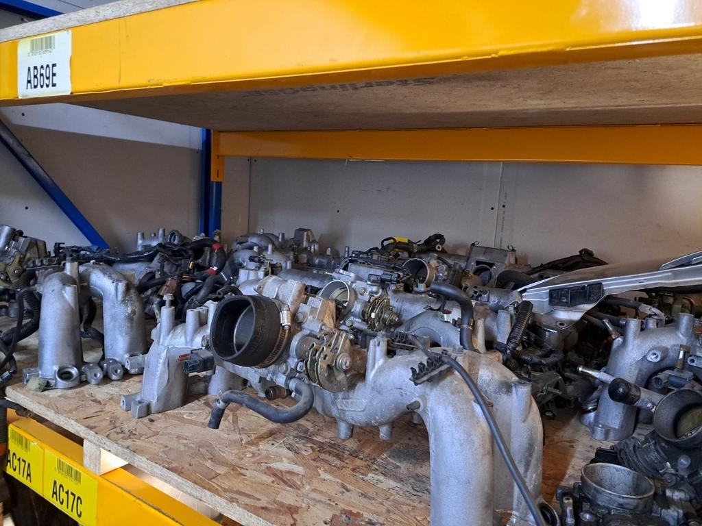 Subaru motoronderdelen, spruitstuk, dynamo etc meerdere type, Ophalen of Verzenden, Gebruikt, Subaru