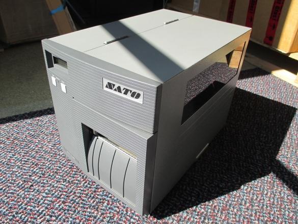 SATO CL408E Direct Thermisch Label Printer REWINDER Parallel, Computers en Software, Printers, Gebruikt, Printer, Overige technieken