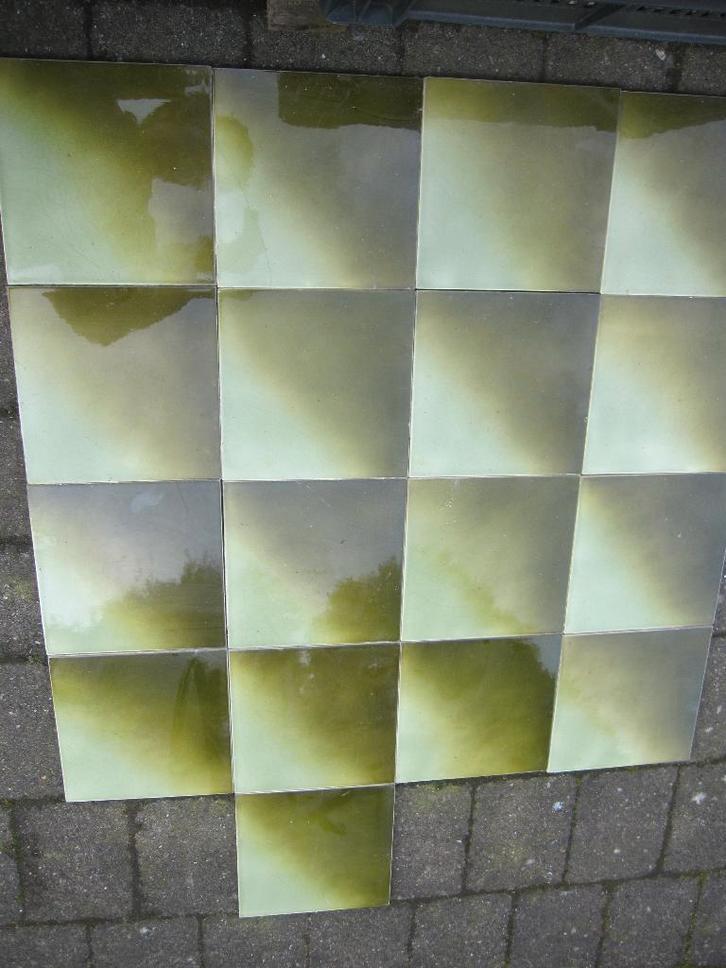 44 stuks Franse antieke tegels (Longwy), 1,85 m2, Antiek en Kunst, Antiek | Wandborden en Tegels, Ophalen