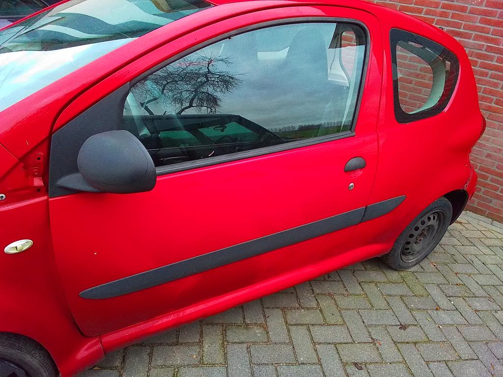 LINKER DEUR PEUGEOT 107 / CITROËN C1 / TOYOTA AYGO, Niet ingevuld, Gebruikt, Citroën, Deur