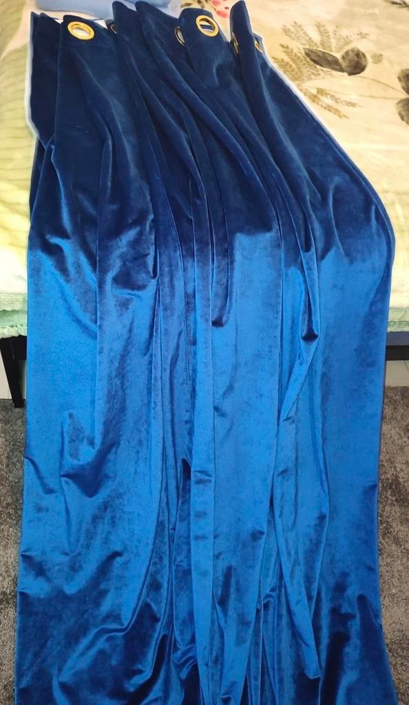 2 stuks luxe fluwelen gordijnen, zo goed als nieuw, Ophalen of Verzenden, Zo goed als nieuw, 200 cm of meer, 200 cm of meer