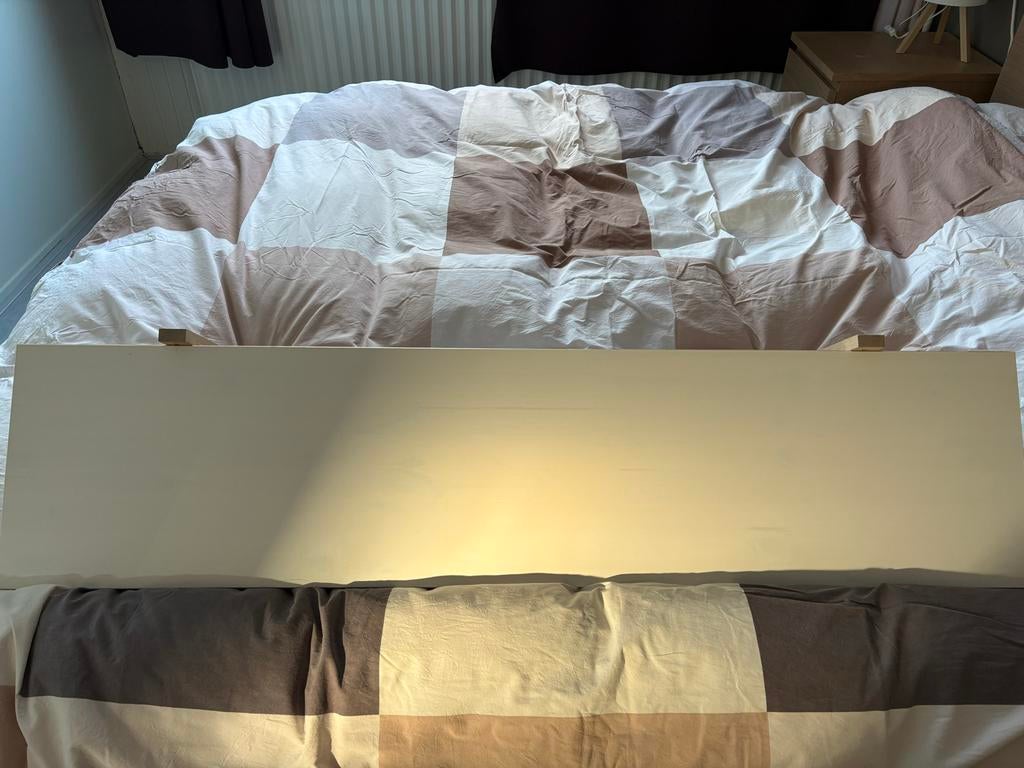 IKEA EKBY HEMNES wandplank met houten beugels, Huis en Inrichting, Woonaccessoires | Wandplanken en Boekenplanken, Ophalen, Gebruikt