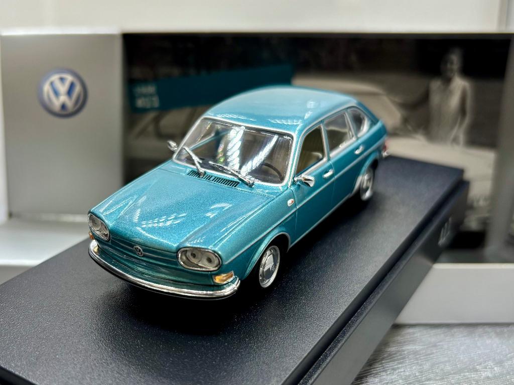 1:43 Volkswagen 411, Ophalen of Verzenden, Zo goed als nieuw, Auto, Overige merken