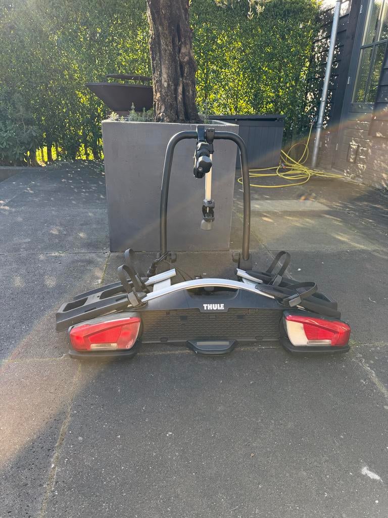 Thule Fietsendrager voor 2 fietsen - Trekhaakmontage, Ophalen, Gebruikt, Trekhaakdrager