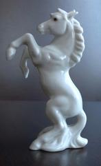 Vintage porseleinen beeldje Steigerend paard, Ophalen of Verzenden