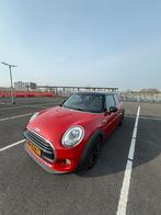 Mini 1.5 Cooper 5D AUT 2017 Rood John Works Pakket, Auto's, Euro 6, 49 €/maand, Origineel Nederlands, USB