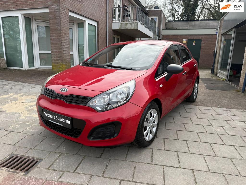 Kia Rio 1.2 CVVT Comfort Pack airco el ramen cruisecontrol 5, Auto's, Kia, Gebruikt, Zwart, 4 cilinders, 1249 cc