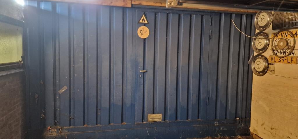 Chemicaliën container /  zeecontainer, Tuin en Terras, Ophalen of Verzenden, Gebruikt, 200 cm of meer, Schuifpoort