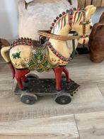 Uniek antiek houten paard op wielen uit India, Ophalen of Verzenden