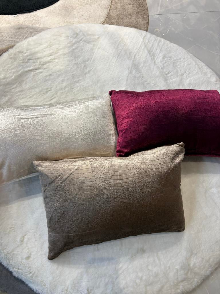 Croco kussens- langwerpig, Ophalen of Verzenden, Nieuw, Zwart, Vierkant