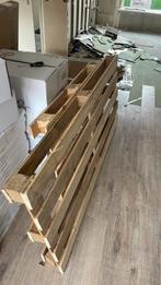 GRATIS OP TE HALEN: 2 houten pallets, Ophalen of Verzenden, Zo goed als nieuw, 50 mm of meer, Pallet