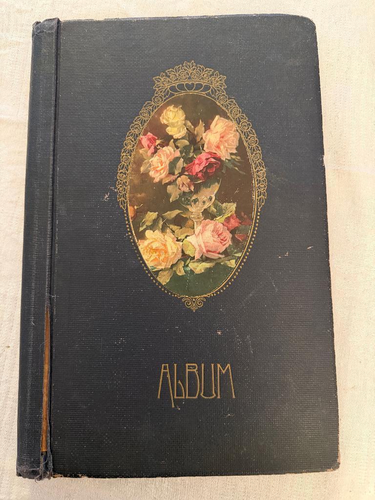 Antiek groot fotoalbum met 60 pagina's voor foto's, Audio, Tv en Foto, Fotoalbums en Accessoires, Ophalen of Verzenden, Gebruikt