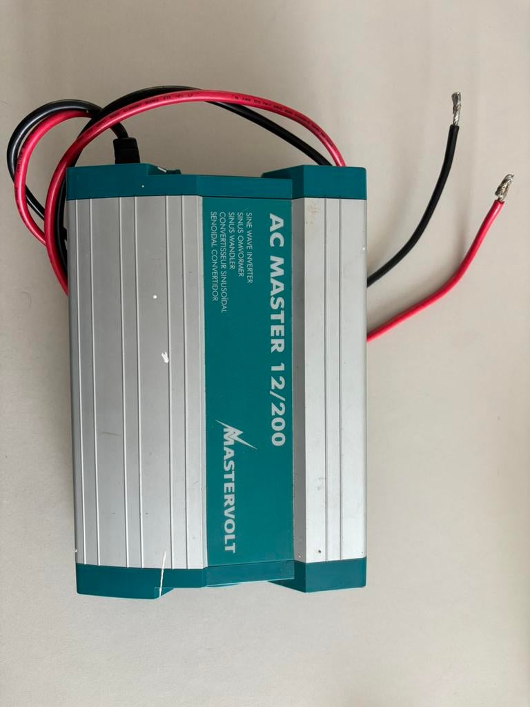 Mastervolt AC master 12/200 sine wave inverter 220v, Watersport en Boten, Ophalen of Verzenden, Gebruikt, Overige typen