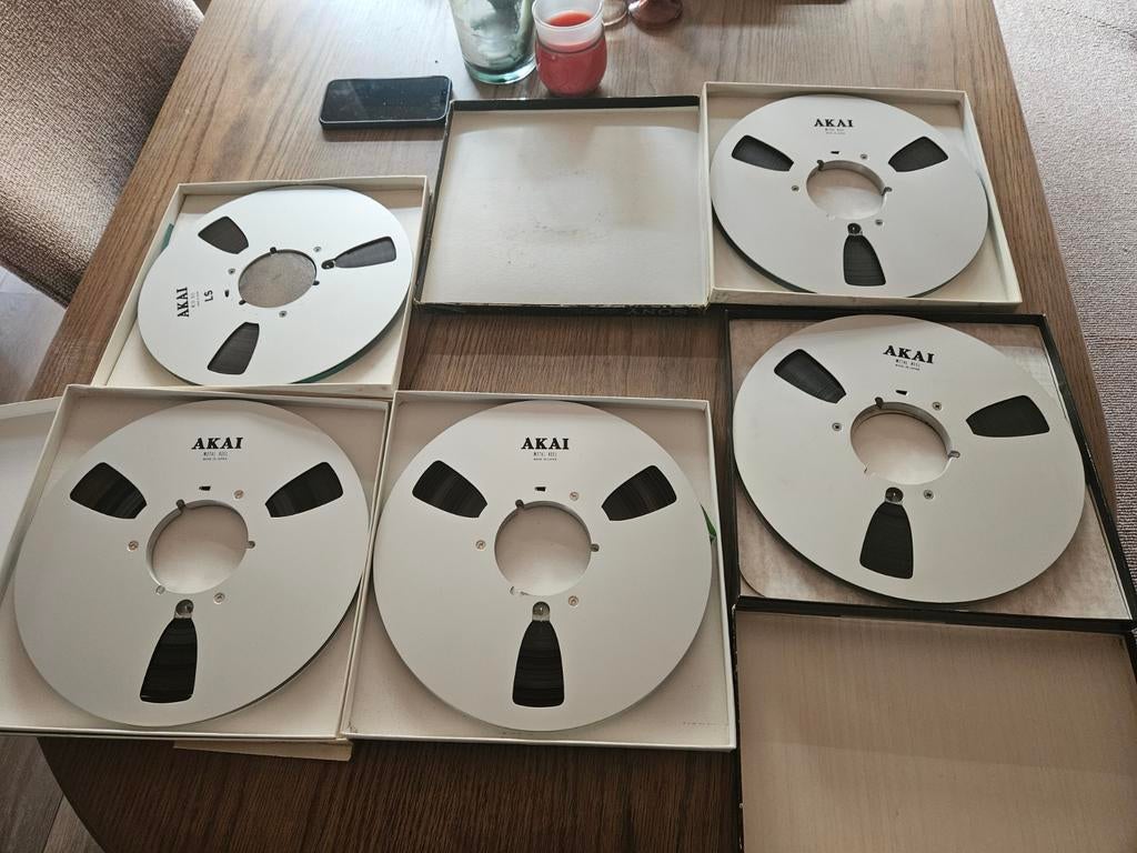 5 Akai bandrecorderspoelen 26,5cm met band, Audio, Tv en Foto, Bandrecorders, Ophalen of Verzenden, Bandrecorder