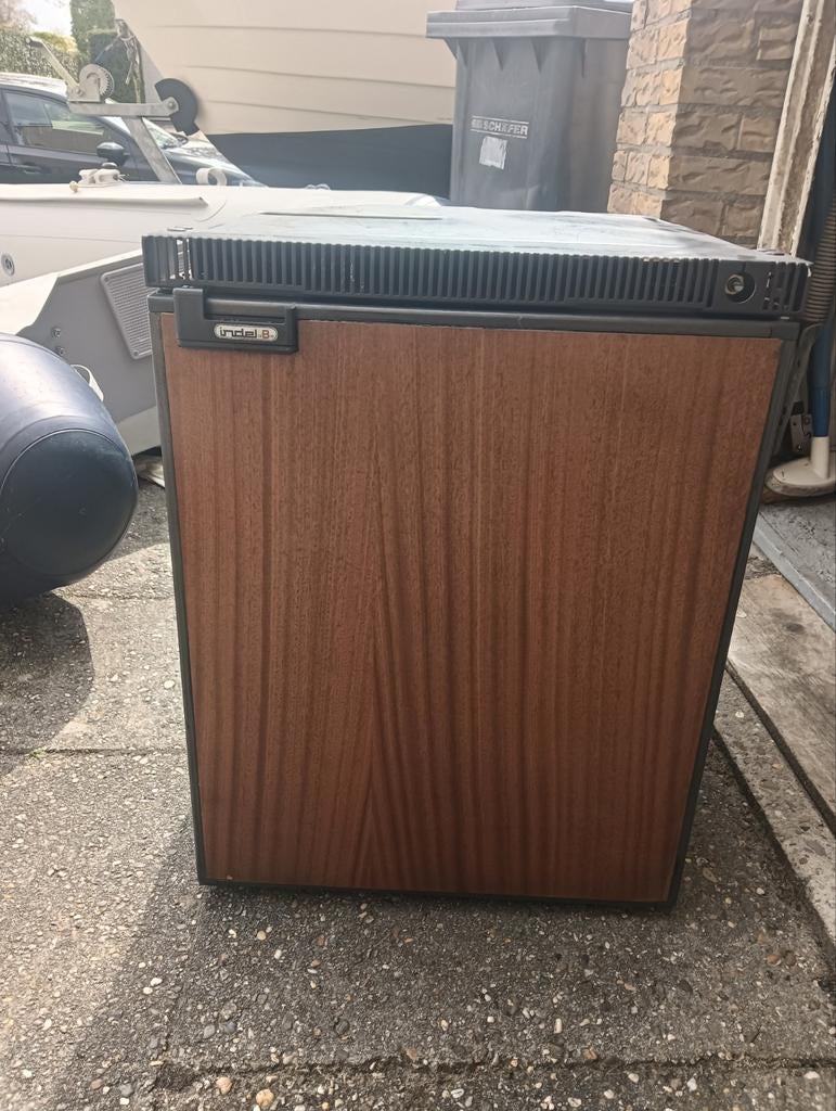 Electrische koelkast, Ophalen