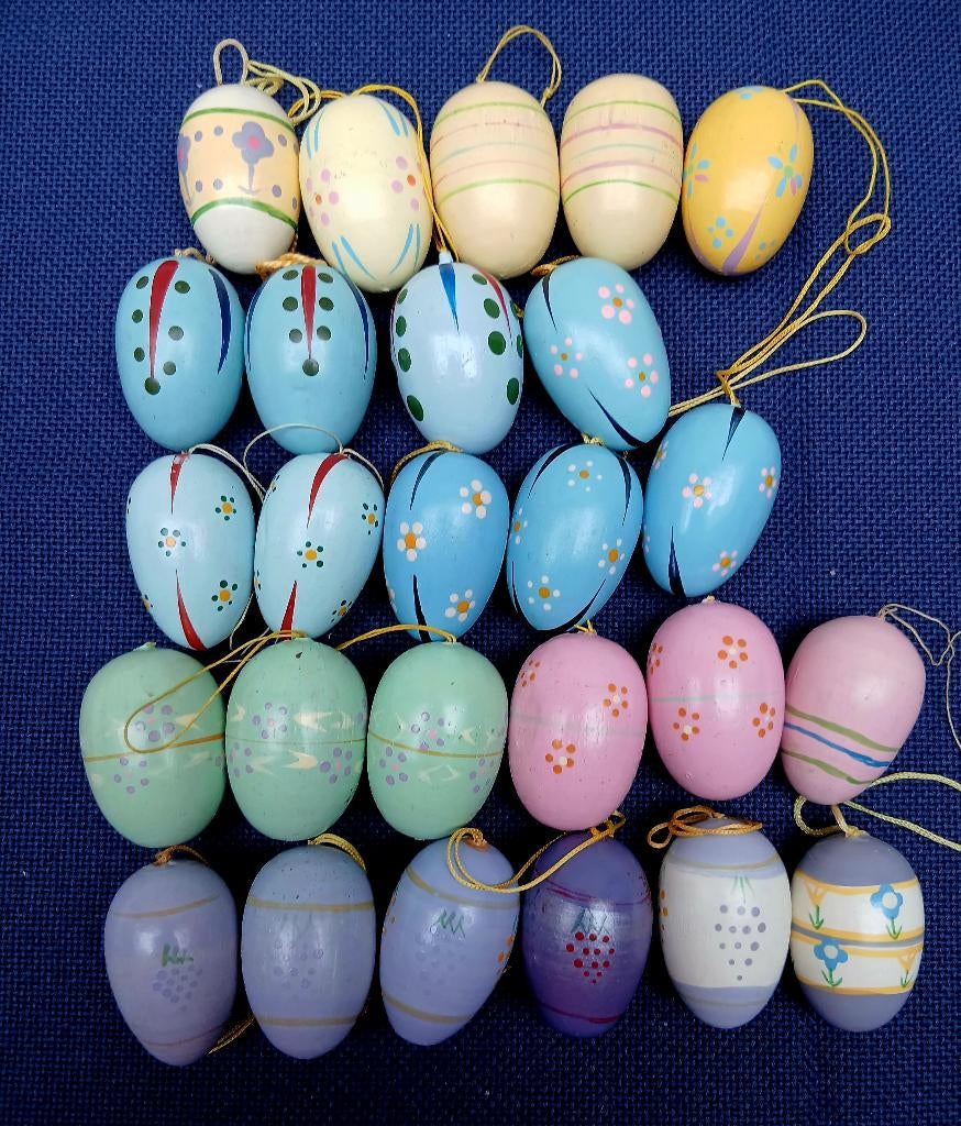 Houten paashangers ei, Ophalen of Verzenden, Gebruikt