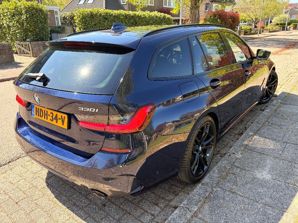 BMW G21 330i Touring 137dkm 258pk Tanzanite blue II M pakket, Auto's, BMW, Automaat, 1998 cc, Achterwielaandrijving, 4 cilinders