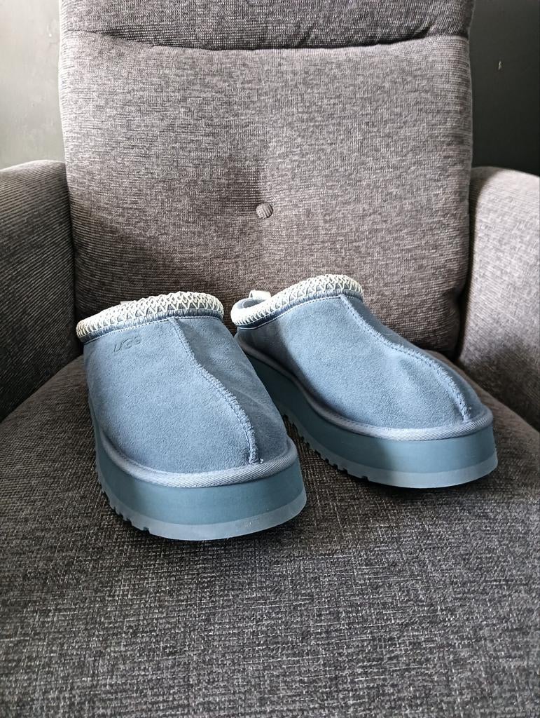Uggs Tazz blauw maat 43, Ophalen of Verzenden