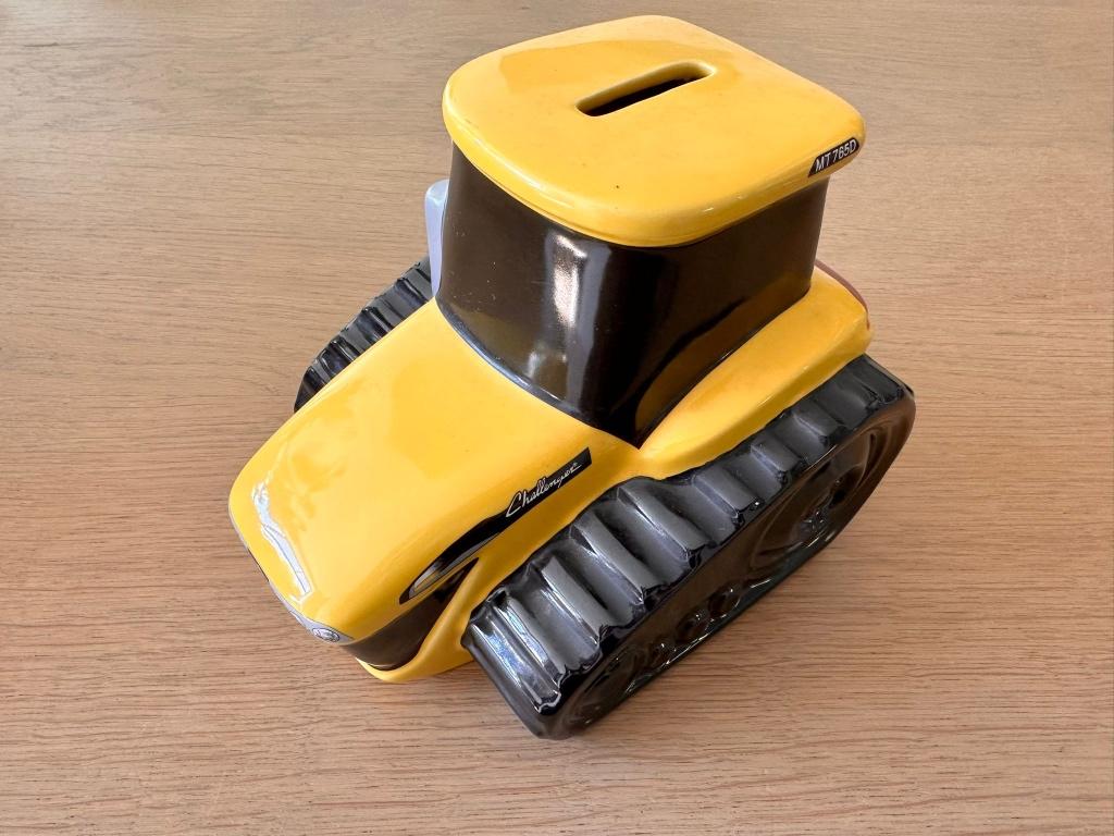 Spaarpot challenger mt765d, Ophalen of Verzenden, Zo goed als nieuw, Steen, Aardewerk of Keramiek, Vervoermiddel