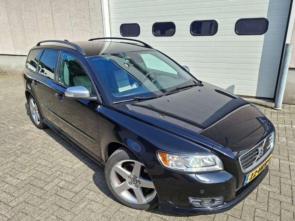 Volvo V50 2.4i R DESIGN /170 pk /Xenon/Leder/Topstaat !!, Auto's, Volvo, Voorwielaandrijving, Zwart, Zwart, Stationwagon