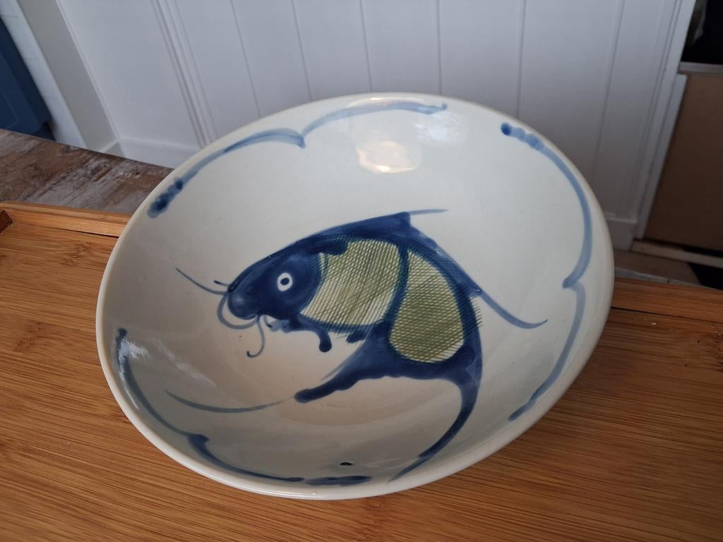 Mooie vintage schotel/bord met vis, Antiek en Kunst, Antiek | Keramiek en Aardewerk, Ophalen of Verzenden