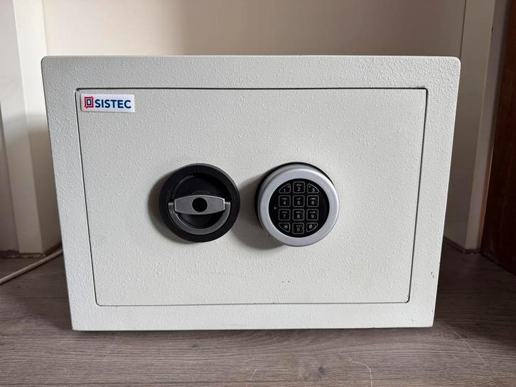 Zeer degelijke Sistec MT3+ elo S2 kluis brandkast EN 14450, Huis en Inrichting, Brandblussers en Brandkasten, Zo goed als nieuw