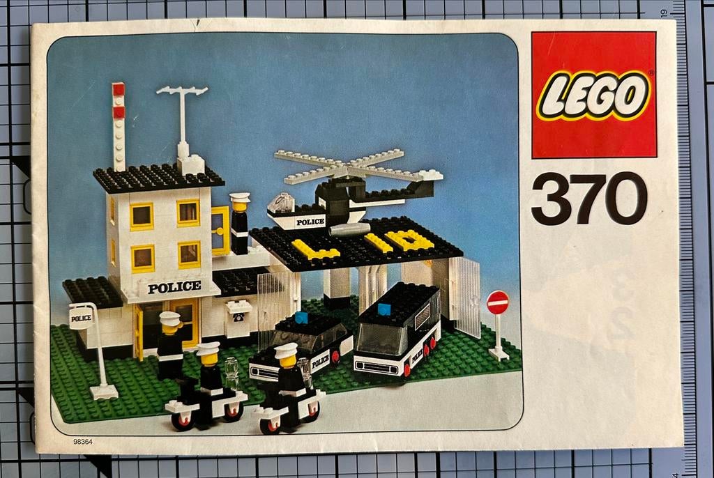 Lego 370 Politiebureau uit 1976 met instructies en grondplaa, Gebruikt, Lego, Ophalen of Verzenden, LEGOLAND