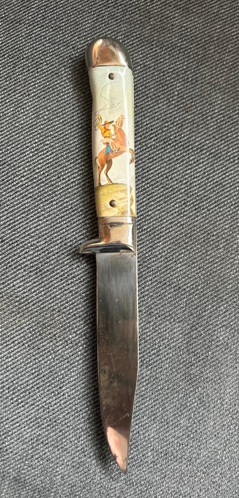 Vintage mes met cowboy afbeelding en holster, Ophalen of Verzenden, Gebruikt