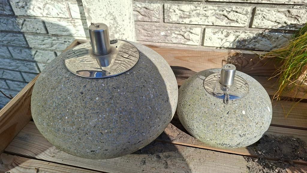 Stenen olielampen voor in de tuin, set van 2., Ophalen, Overige materialen, Gebruikt, Overige typen