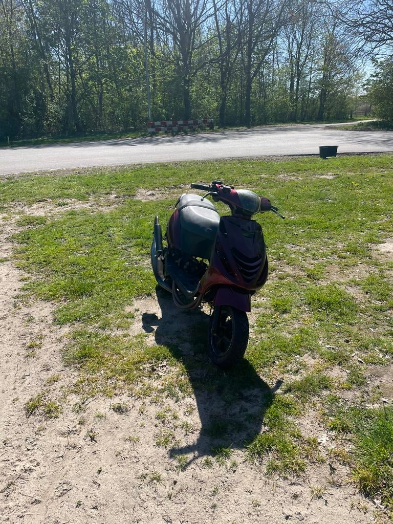 Zip 172, Fietsen en Brommers, Scooters | Piaggio, Zo goed als nieuw, Zip, Tweetakt, Ophalen