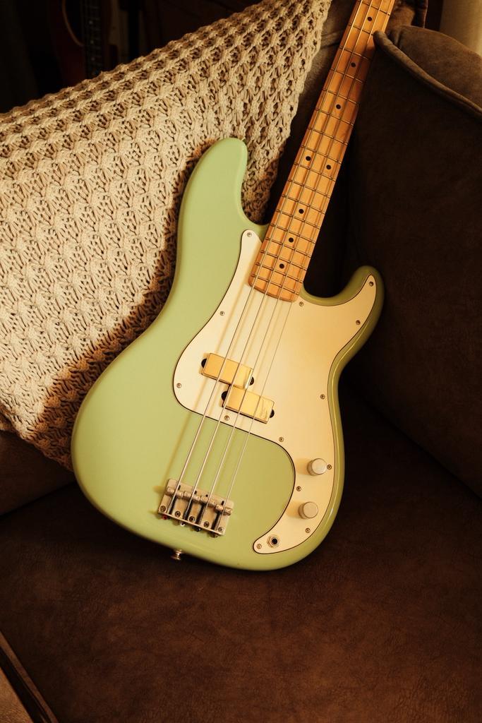 FENDER PLAYER II, Muziek en Instrumenten, Snaarinstrumenten | Gitaren | Bas, Zo goed als nieuw, Elektrisch, Ophalen