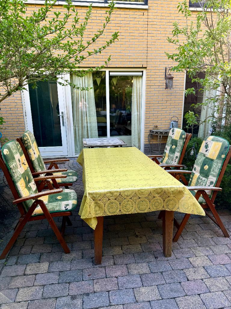 Tuinmeubelset compleet – tafel, stoelen, bijzettafel+parasol, Ophalen, 4 zitplaatsen, Gebruikt, Bijzettafel
