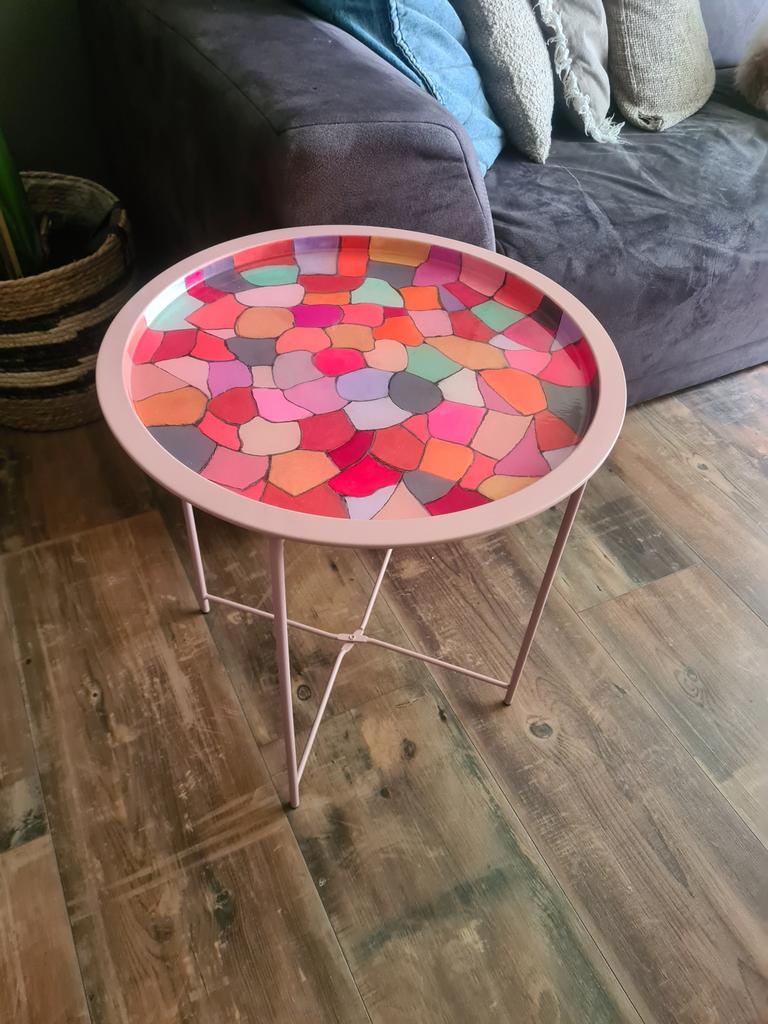 Bijzettafeltjes handbeschilderd, Tuin en Terras, Tuintafels, Ophalen of Verzenden, Nieuw, Rond, Metaal