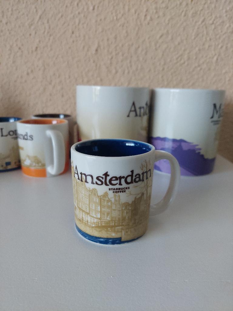 Starbucks espresso mokje Amsterdam, Keramiek, Ophalen of Verzenden, Zo goed als nieuw, Overige stijlen