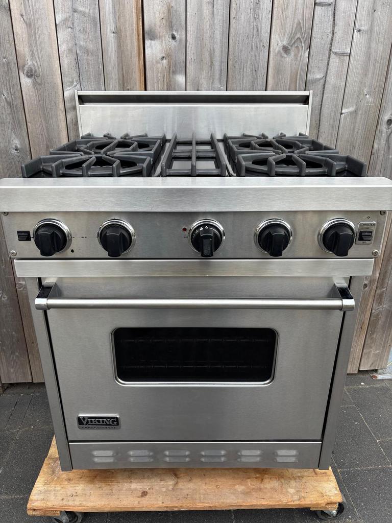 professionele Viking gasfornuis 76 cm, Witgoed en Apparatuur, Ophalen, 4 kookzones, Zo goed als nieuw, Gas