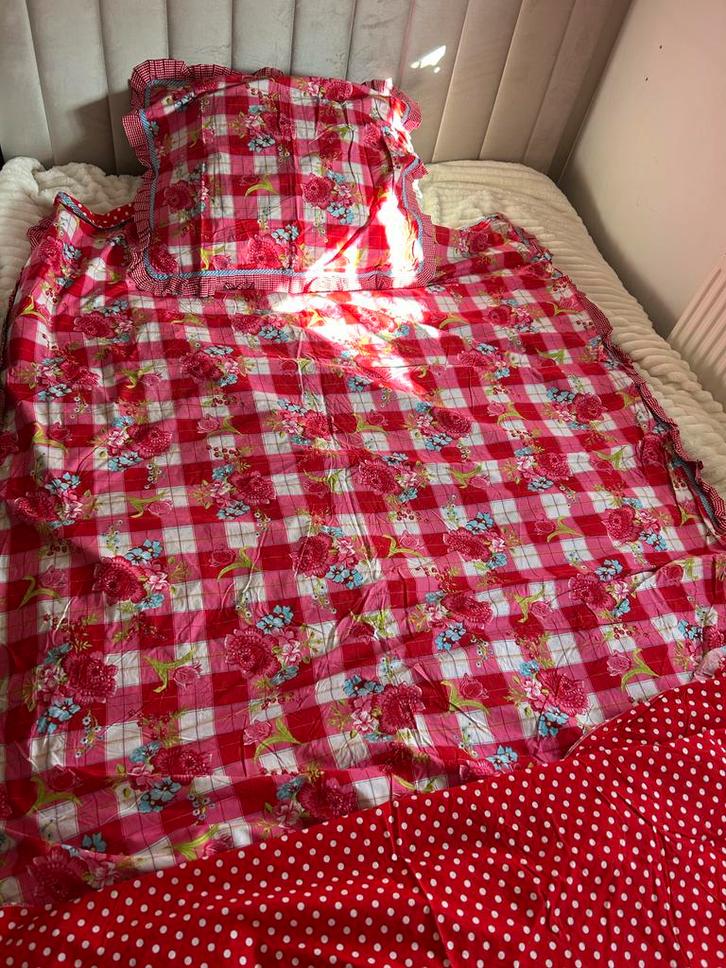 Dekbedhoes LIEF rood wit bloemen 140x200 cm 1 persoon, Huis en Inrichting, Slaapkamer | Beddengoed, Gebruikt, Dekbedovertrek, Eenpersoons