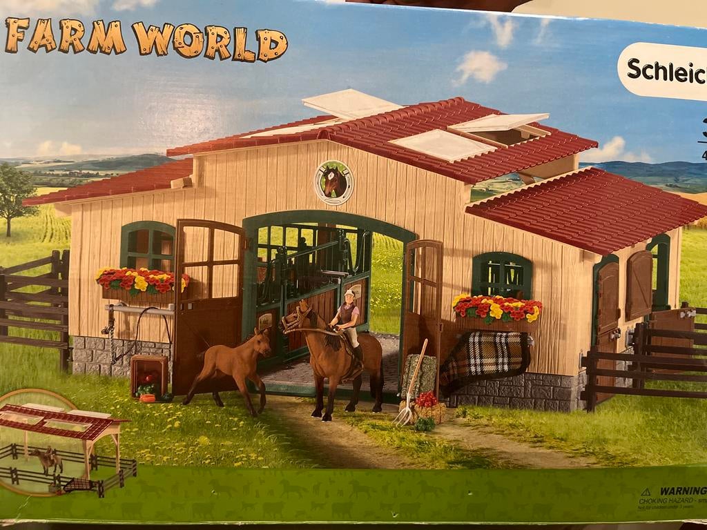 Schleich Paardenstal - Farm World (42195), Kinderen en Baby's, Speelgoed | Overig, Ophalen, Zo goed als nieuw, Jongen of Meisje