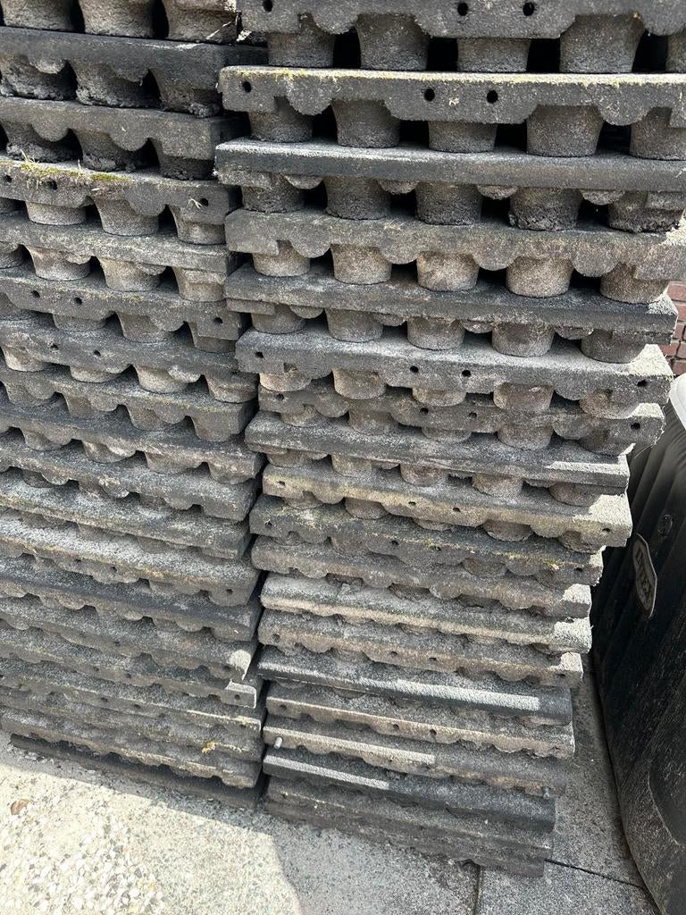 54 rubberen tegels met noppen, Ophalen, Overige materialen