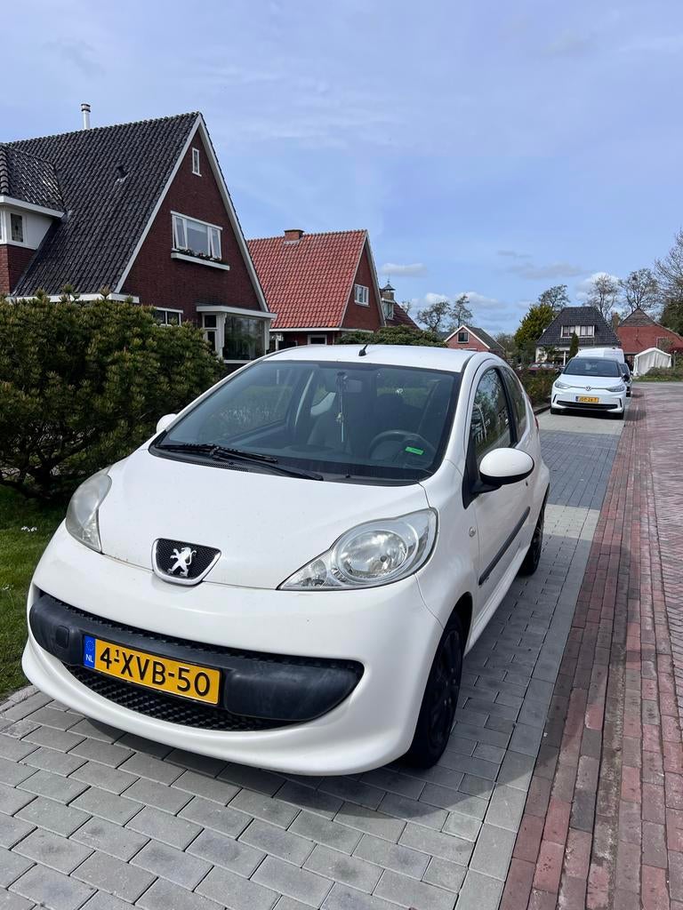 Peugeot 107 2006 Wit, 765 kg, 4 stoelen, Particulier, Geïmporteerd