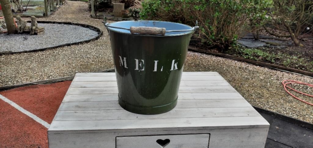 Groene emaille melkemmer 'melk", Verzenden