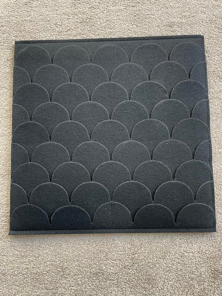 IKEA PLUGGLAND prikboord zwart, Huis en Inrichting, Woonaccessoires | Wanddecoraties, Zo goed als nieuw, Ophalen